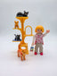 PLAYMOBIL Figuren - Set Frau mit 4 Katzen & Katzenbaum nerdycustom MOC Edition - nerdyvana.com