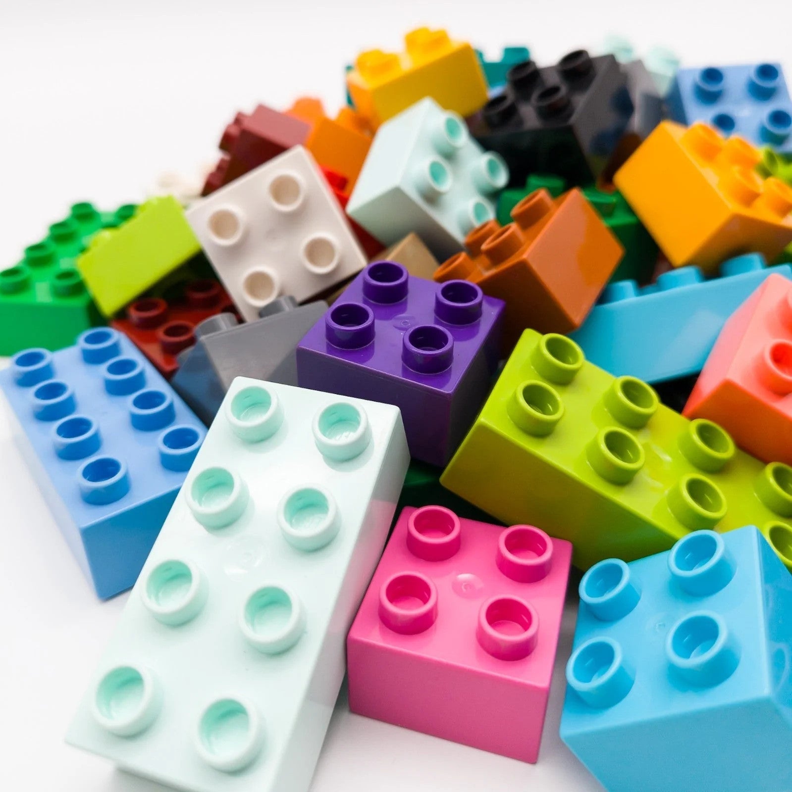 100 LEGO DUPLO Steine XXL Bausteine Set 50/50 Mix bunt 2x2 4er 2x4 8er 3437 3011 - nerdyvana.com