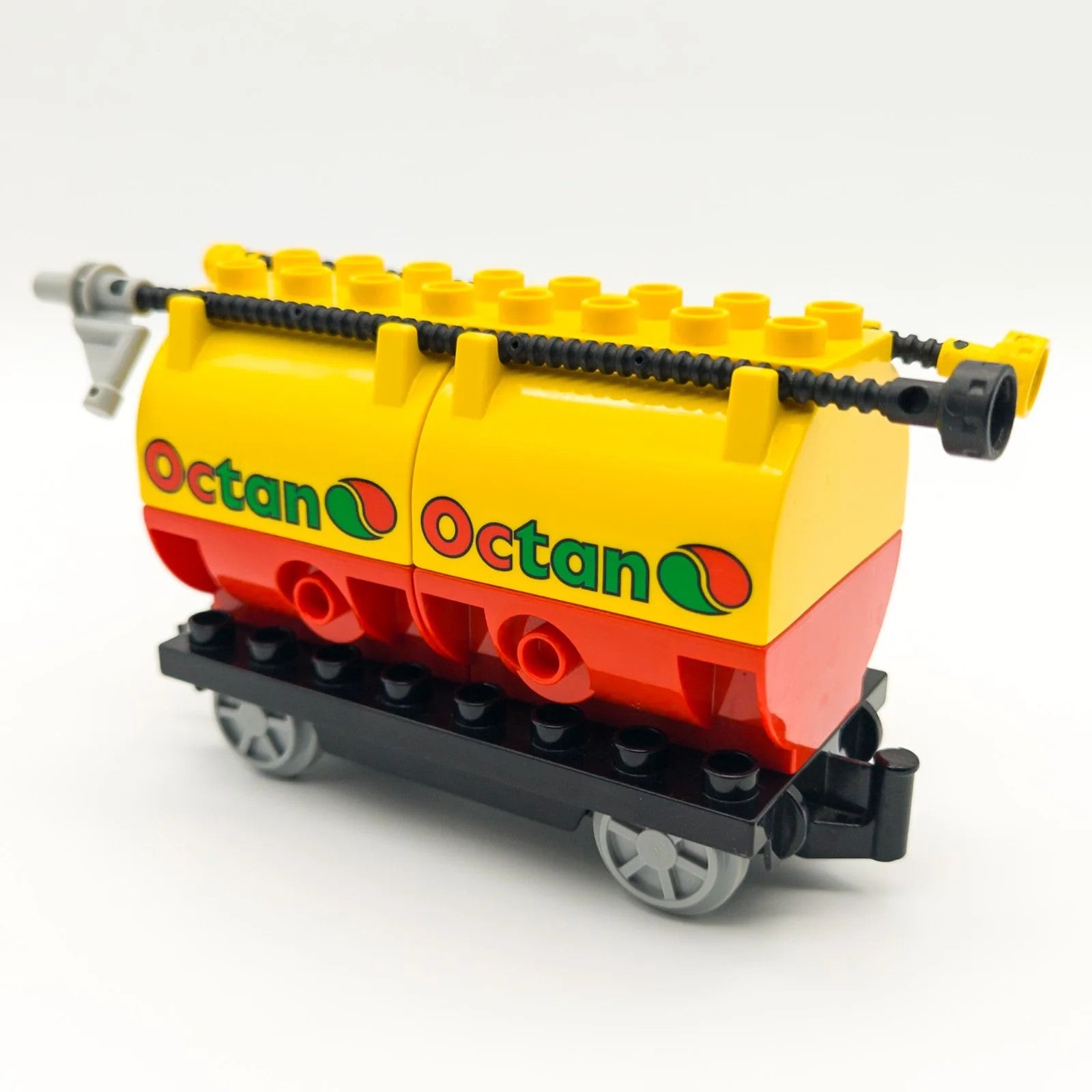 LEGO DUPLO Octan Kesselwagen rot gelb 2x Tankschlauch Waggon nerdycustom MOC Zweitbild