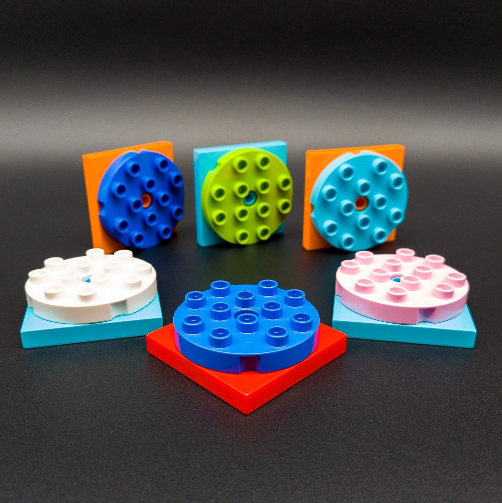 1x LEGO DUPLO Drehscheibe Platte 98222 Stein 4x4 92005 Ersatzteil bunt gemischt - nerdyvana.com