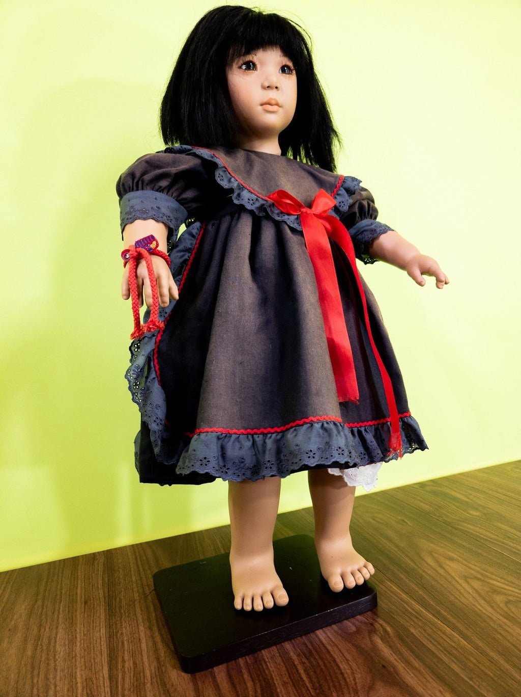 Anette Himstedt Künstlerpuppe Shireem 65cm Vinyl 1991/92 mit Zertifikat Sammler - nerdyvana.com