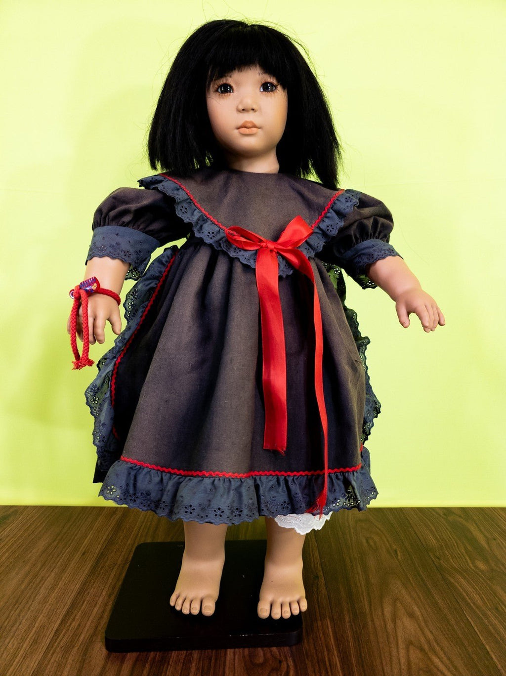 Anette Himstedt Künstlerpuppe Shireem 65cm Vinyl 1991/92 mit Zertifikat Sammler - nerdyvana.com