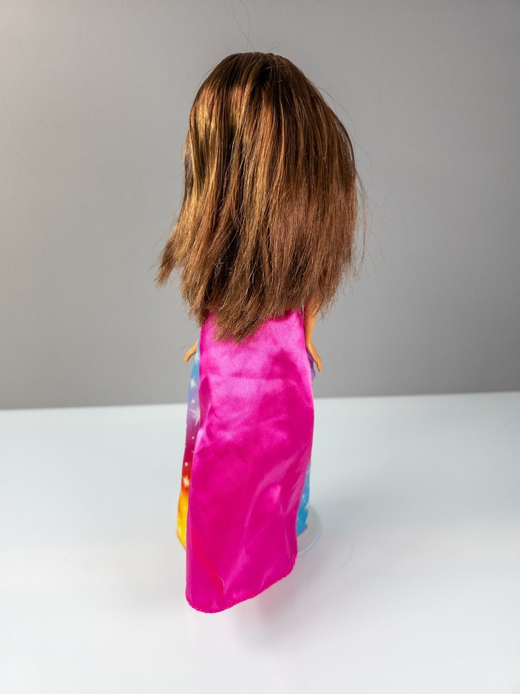 Barbie Regenbogen Prinzessin Teresa DHM52 Mattel ca. 30 cm – geprüft - nerdyvana.com