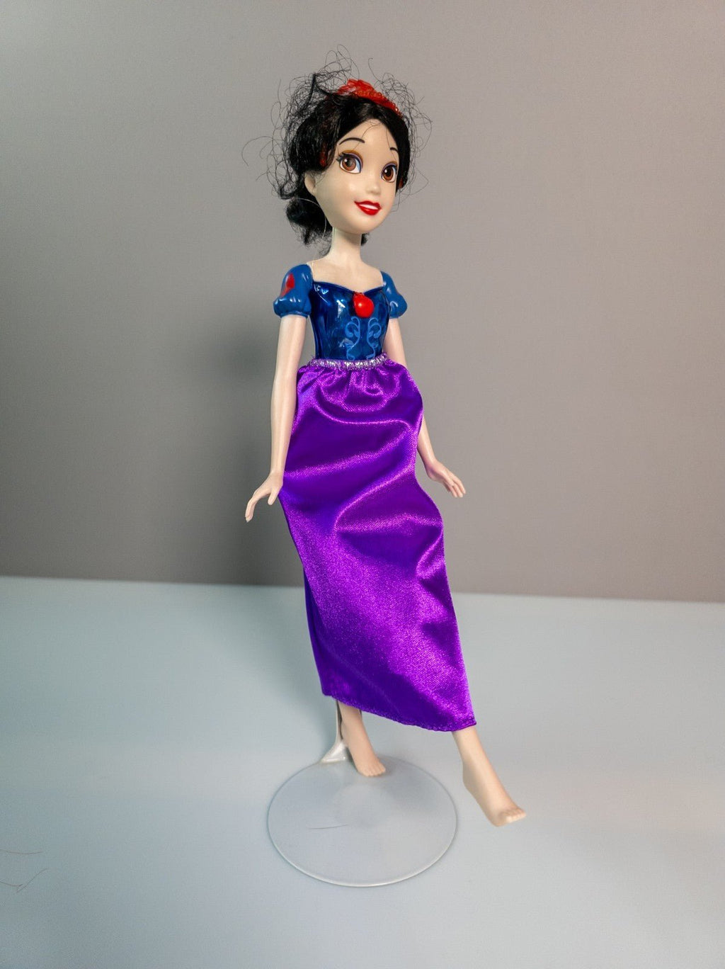 Disney Hasbro Princess Schneewittchen Puppe 2012 Snow White Rock gelb - nerdyvana.com