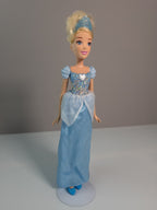 Disney Hasbro Royal Shimmer Doll Aschenputtel 2012 Puppe blau Kleid Krone - nerdyvana.com