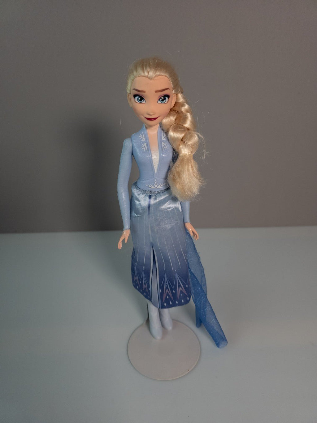 Disney Hasbro Royal Shimmer Doll Elsa 2012 Puppe Kleid Schuhe geprüft - nerdyvana.com