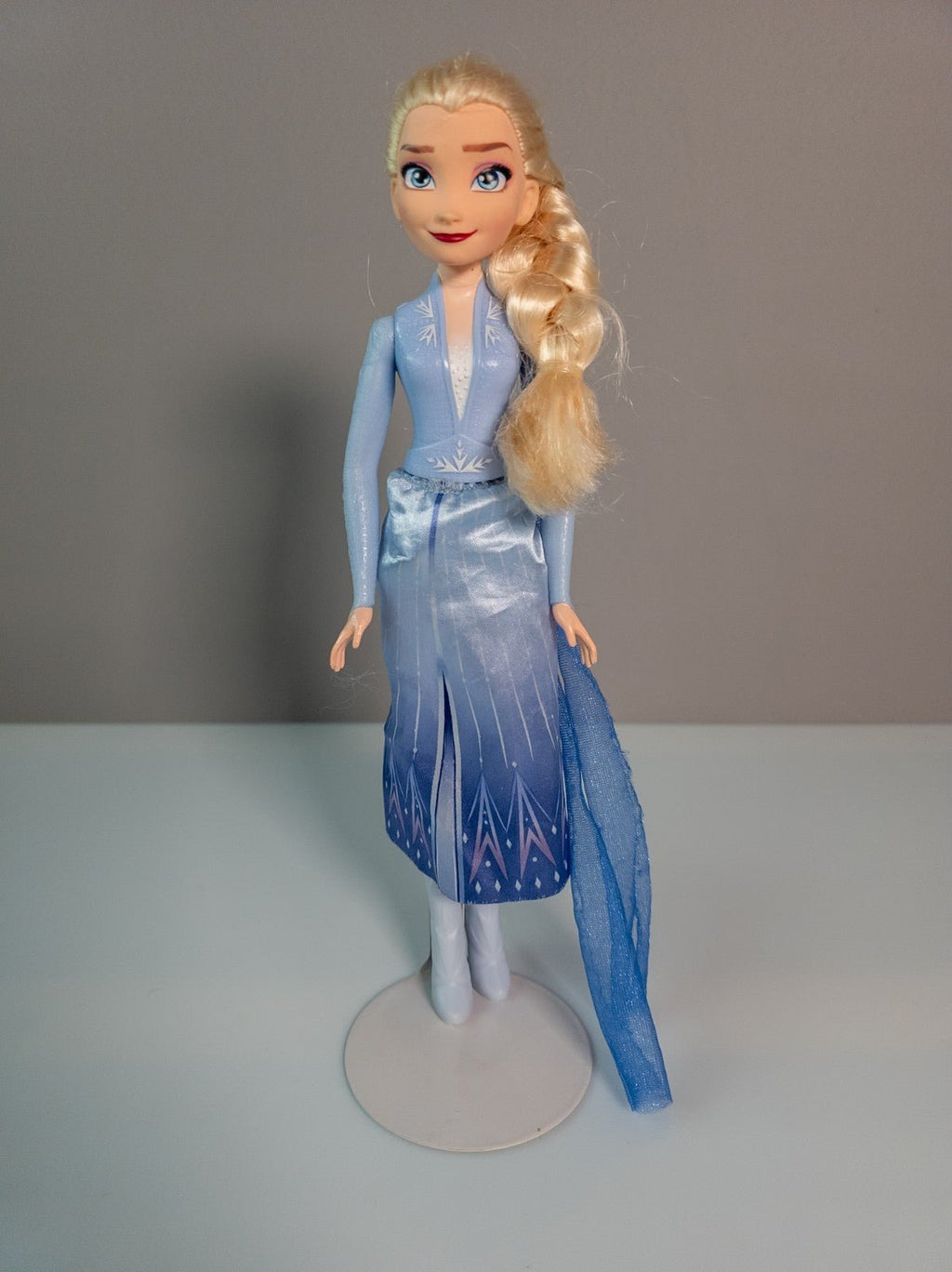Disney Hasbro Royal Shimmer Doll Elsa 2012 Puppe Kleid Schuhe geprüft - nerdyvana.com