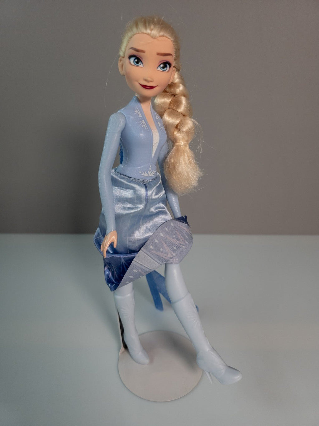 Disney Hasbro Royal Shimmer Doll Elsa 2012 Puppe Kleid Schuhe geprüft - nerdyvana.com
