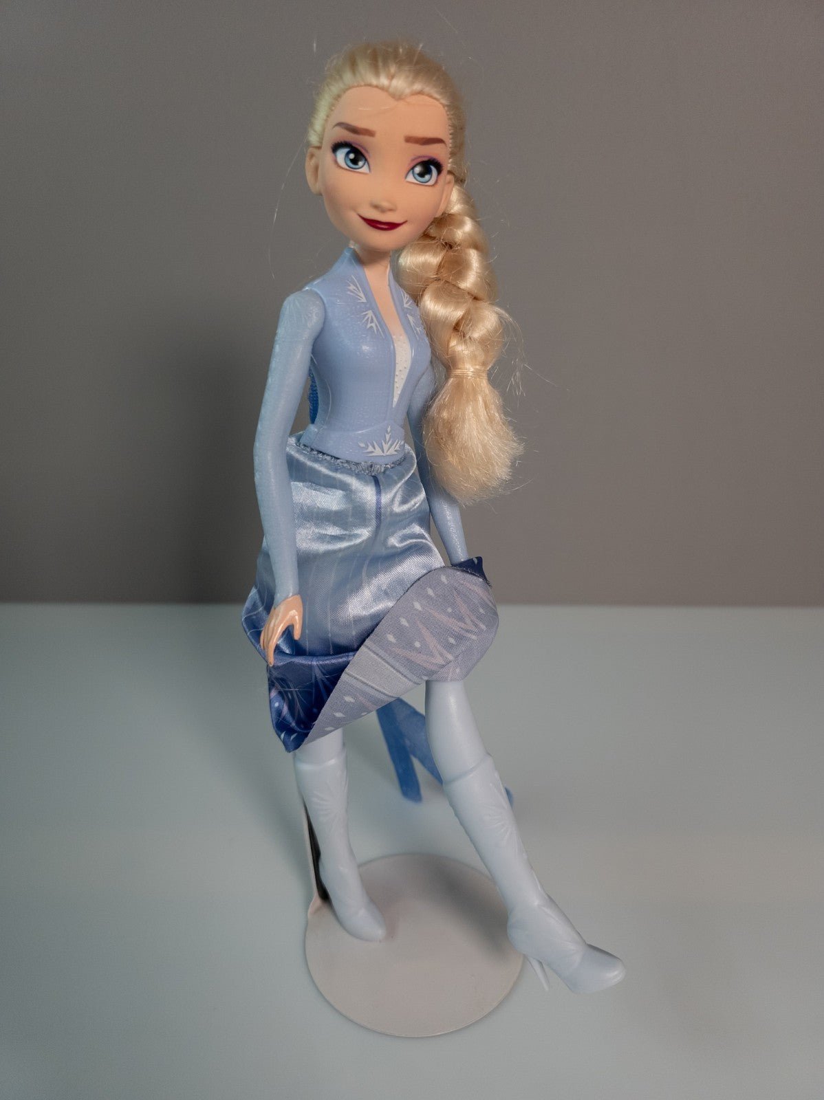 Disney Hasbro Royal Shimmer Doll Elsa 2012 Puppe Kleid Schuhe geprüft - nerdyvana.com