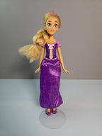 Disney Hasbro Royal Shimmer Doll Rapunzel 2012 Puppe lila Kleid Schuhe Krone - nerdyvana.com