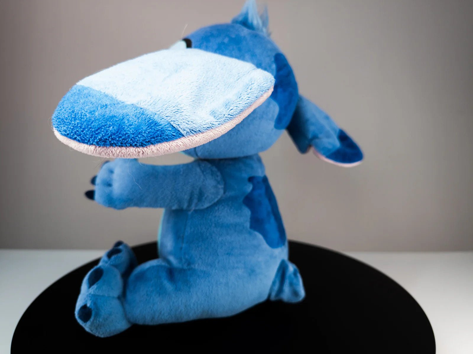 Disney Stitch Plüschtier 30cm Kuscheltier Original Disney Store blau Lilo&Stitch - nerdyvana.com