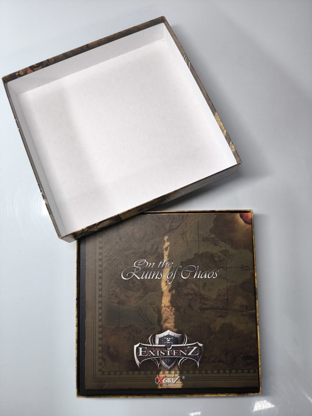 Existenz On the Ruins of Chaos Brettspiel komplett Karten Figuren Regeln OVP - nerdyvana.com