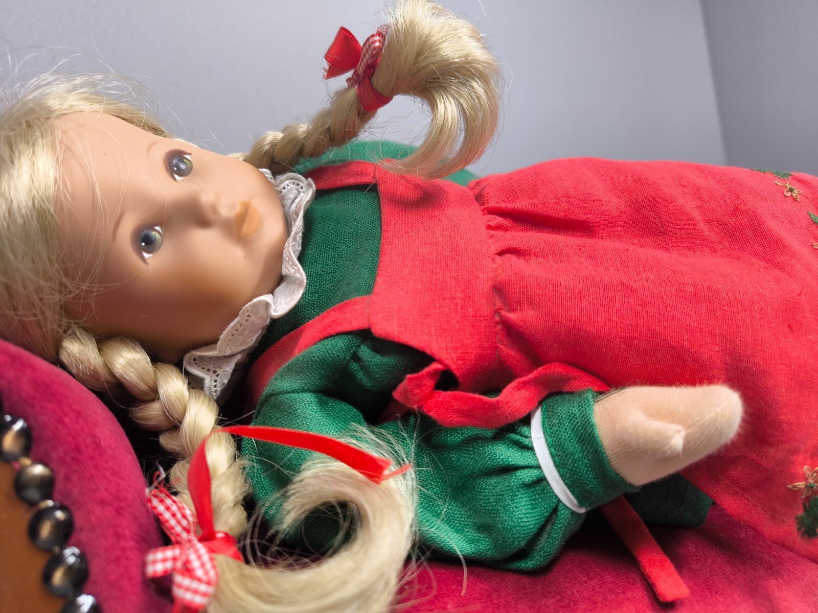 Käthe Kruse Stoffpuppe 37 cm 1980er Zöpfe Rot - Grün Kleid Sammler Vintage TOP - nerdyvana.com