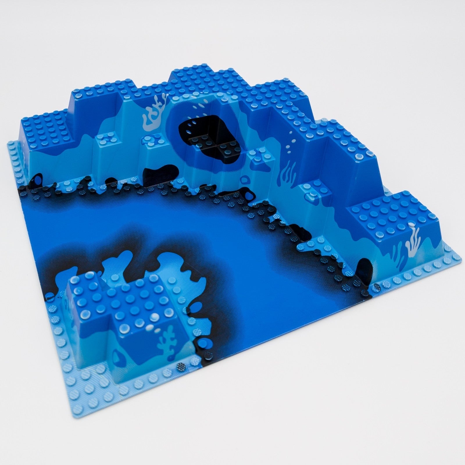 LEGO 3D Bauplatte blau Wasser Grundplatte Base 32x32 Aquazone 6195 6024px1 - nerdyvana.com Hauptbild