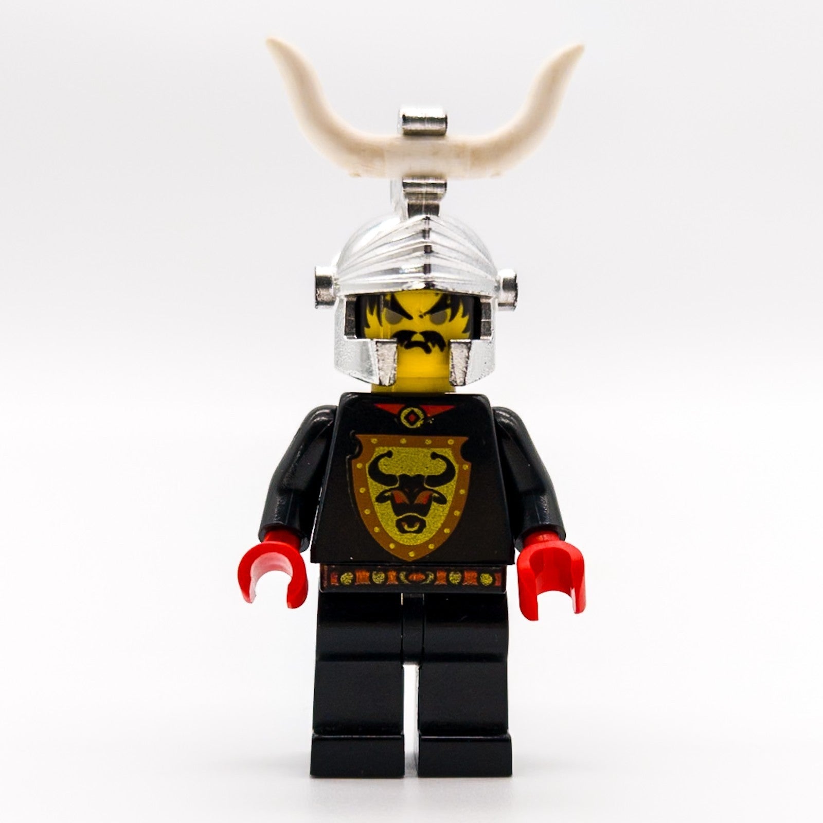 LEGO Castle Minifigur Cedric the Bull cas046cm 4818 Chrome Helmet - nerdyvana.com Hauptbild