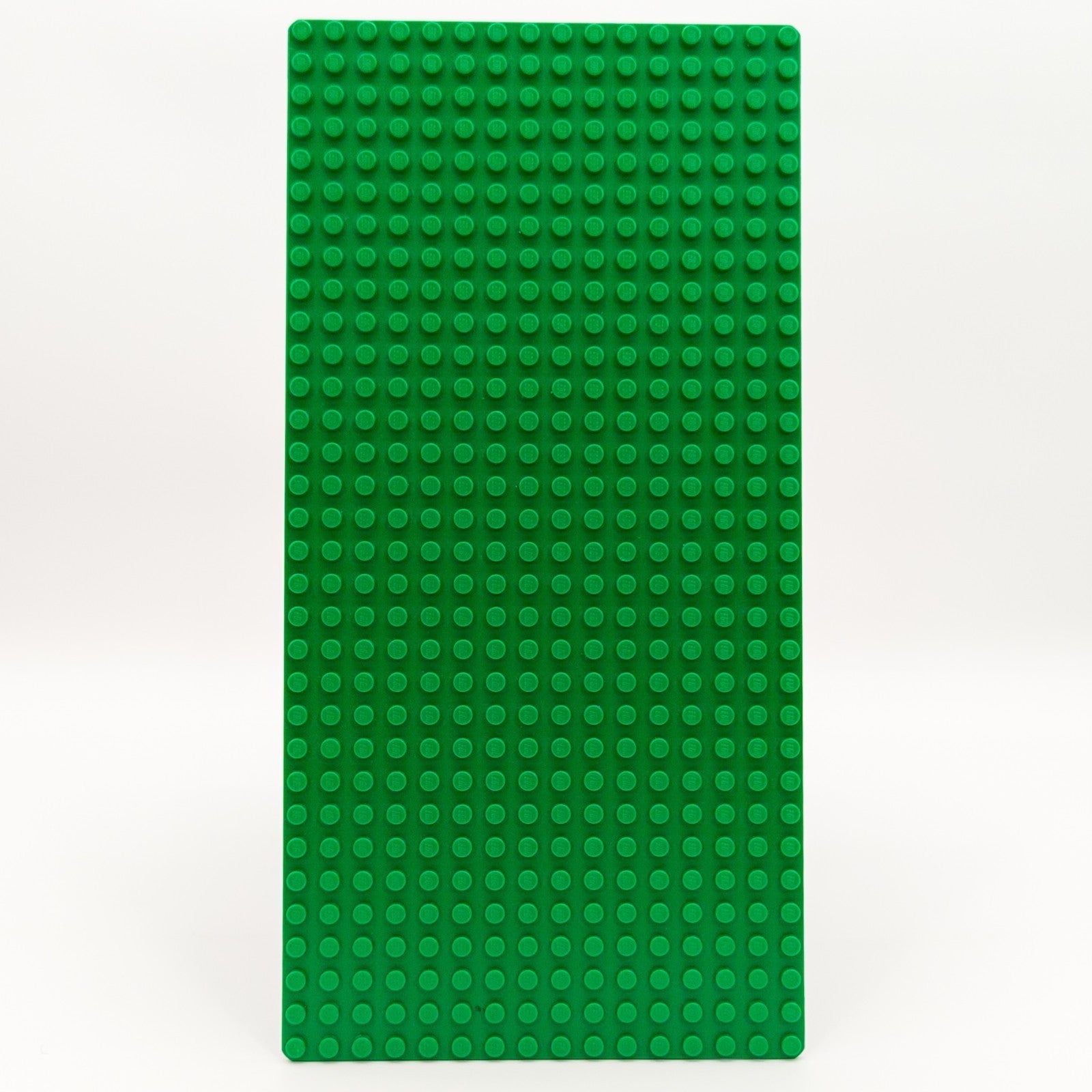 LEGO Classic Grundplatte 16x32 grün 2748 / 3857 Platte green Baseplate - nerdyvana.com