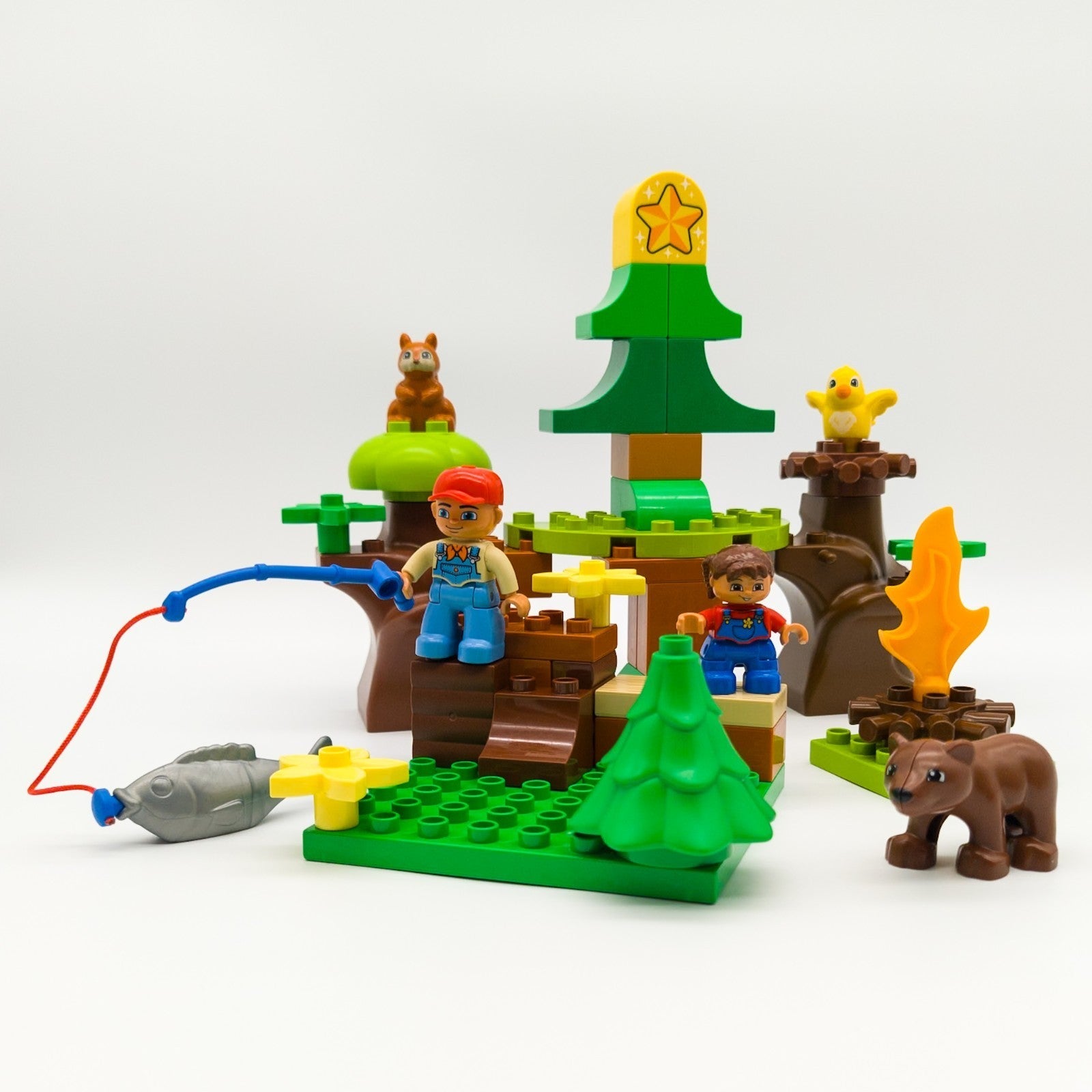 LEGO DUPLO Angelausflug mit Papa Mädchen Outdoor Wald Lagerfeuer Bär nerdycustom - nerdyvana.com