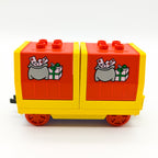 LEGO DUPLO Eisenbahn Güterwagen Cargo Waggon gelb rot Post Sack Geschenk - Motiv - nerdyvana.com