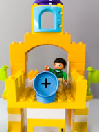 LEGO DUPLO Figuren - Set Dame mit gelbem Schloss, Kanone & Kamin nerdycustom MOC - nerdyvana.com