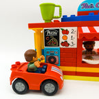 LEGO DUPLO Flo's Cafe & Curryworscht Bude mit Drive - in Restaurant nerdycustom - nerdyvana.com