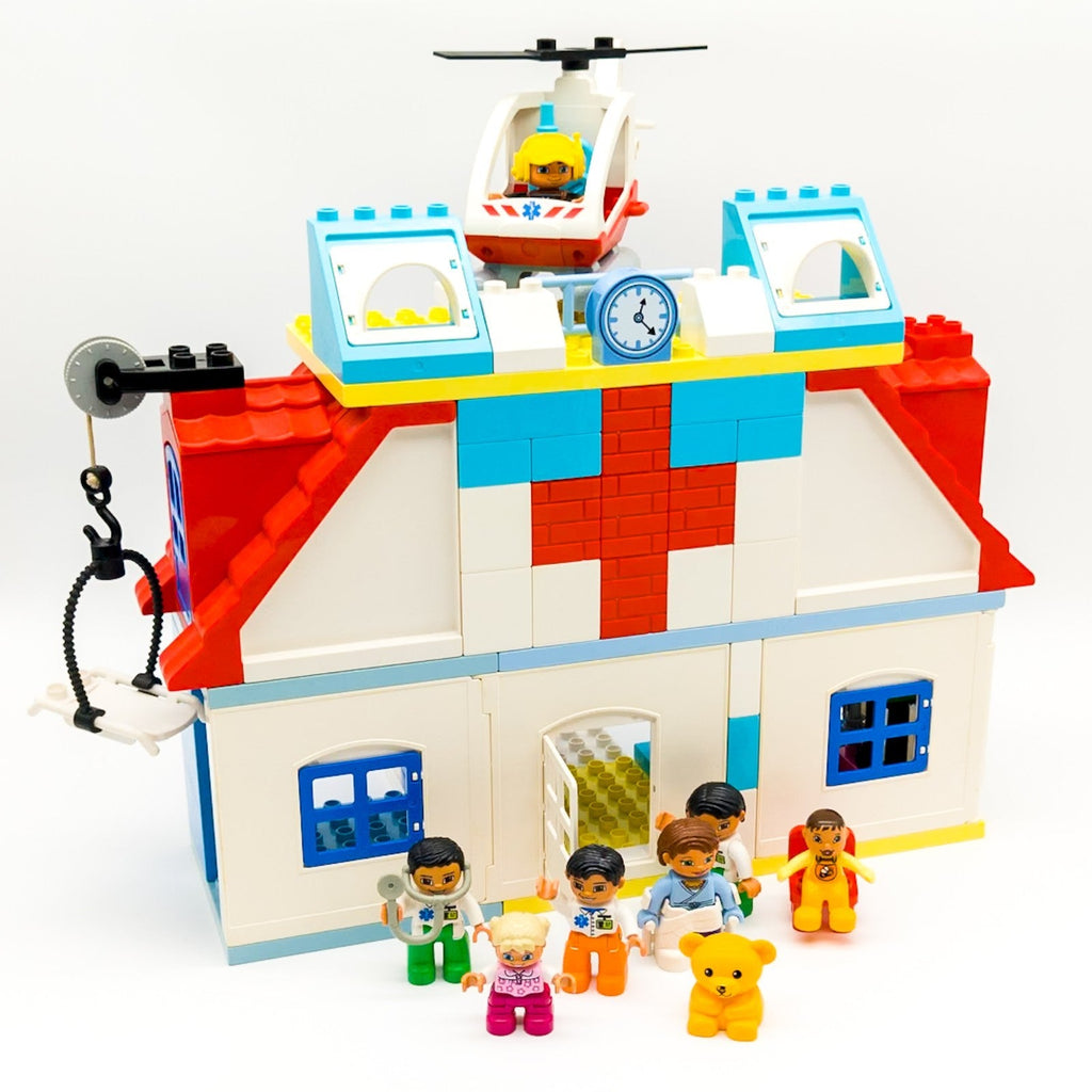 LEGO DUPLO Krankenhaus Set nerdycustom MOC Hubschrauber, Figuren, Sonderteilen - nerdyvana.com