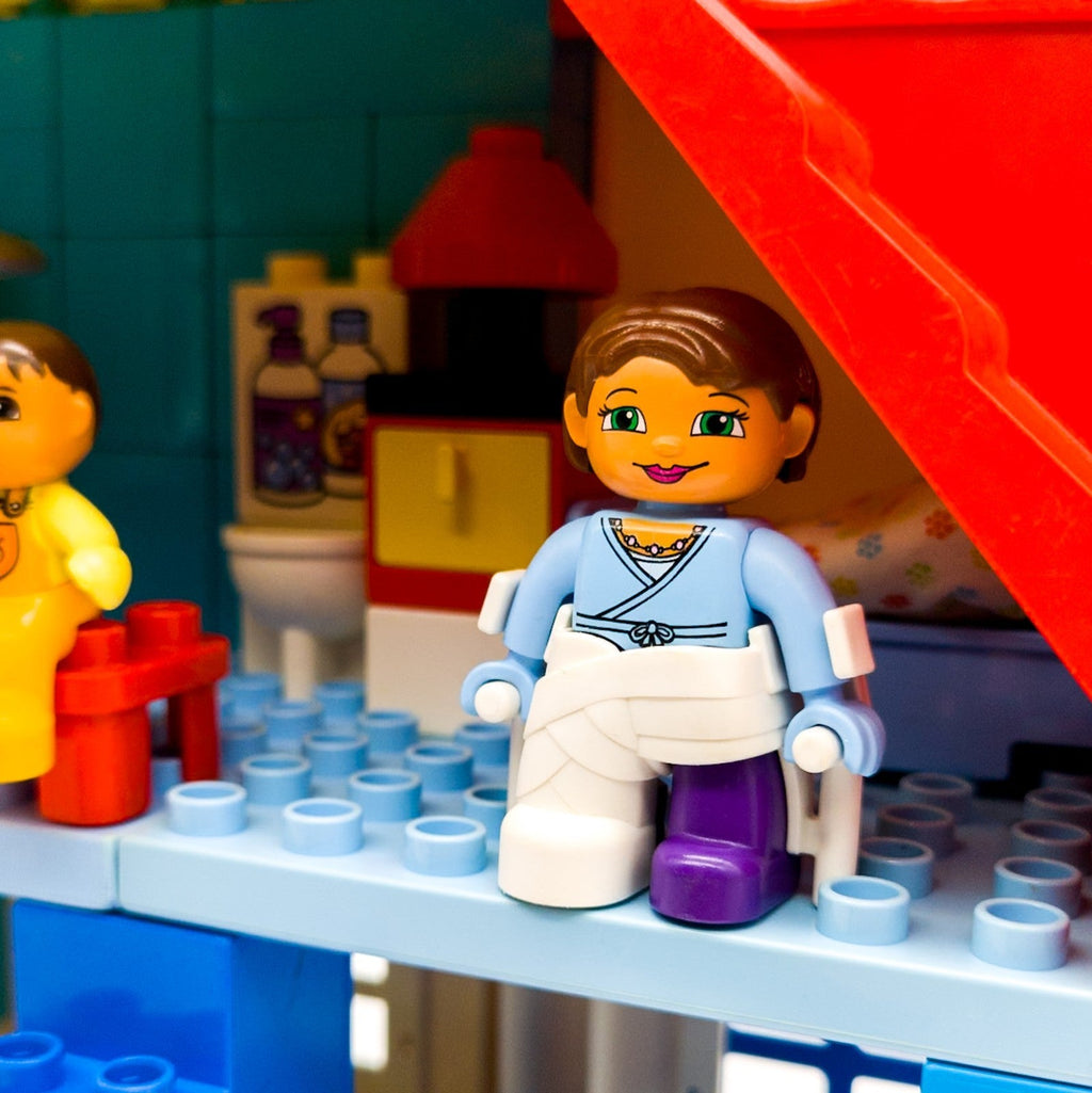 LEGO DUPLO Krankenhaus Set nerdycustom MOC Hubschrauber, Figuren, Sonderteilen - nerdyvana.com