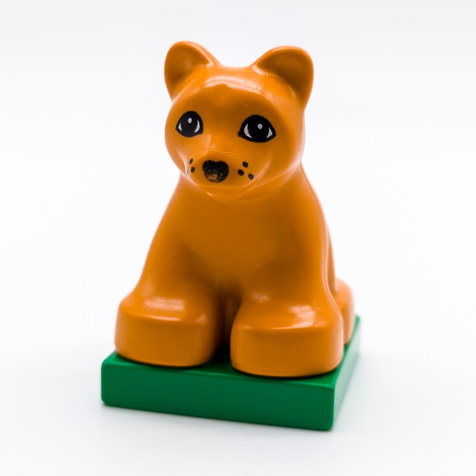 LEGO DUPLO Löwe Baby Jungtier auf Platte Tier Zoo Safari 2334c03pb01 - nerdyvana.com