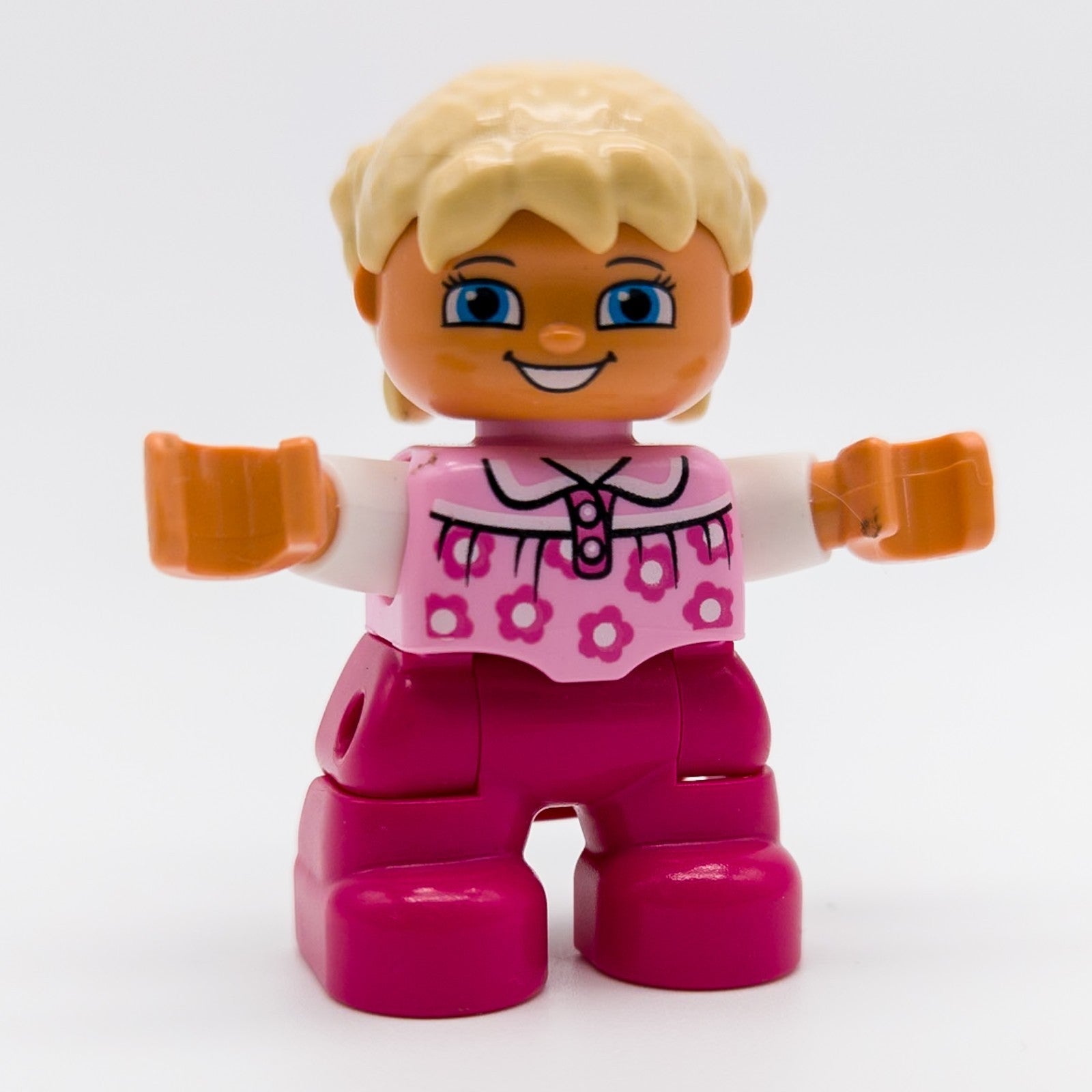 LEGO DUPLO Mädchen Kind Figur blonde Haare Blumen Shirt Hose pink 47205pb028a - nerdyvana.com