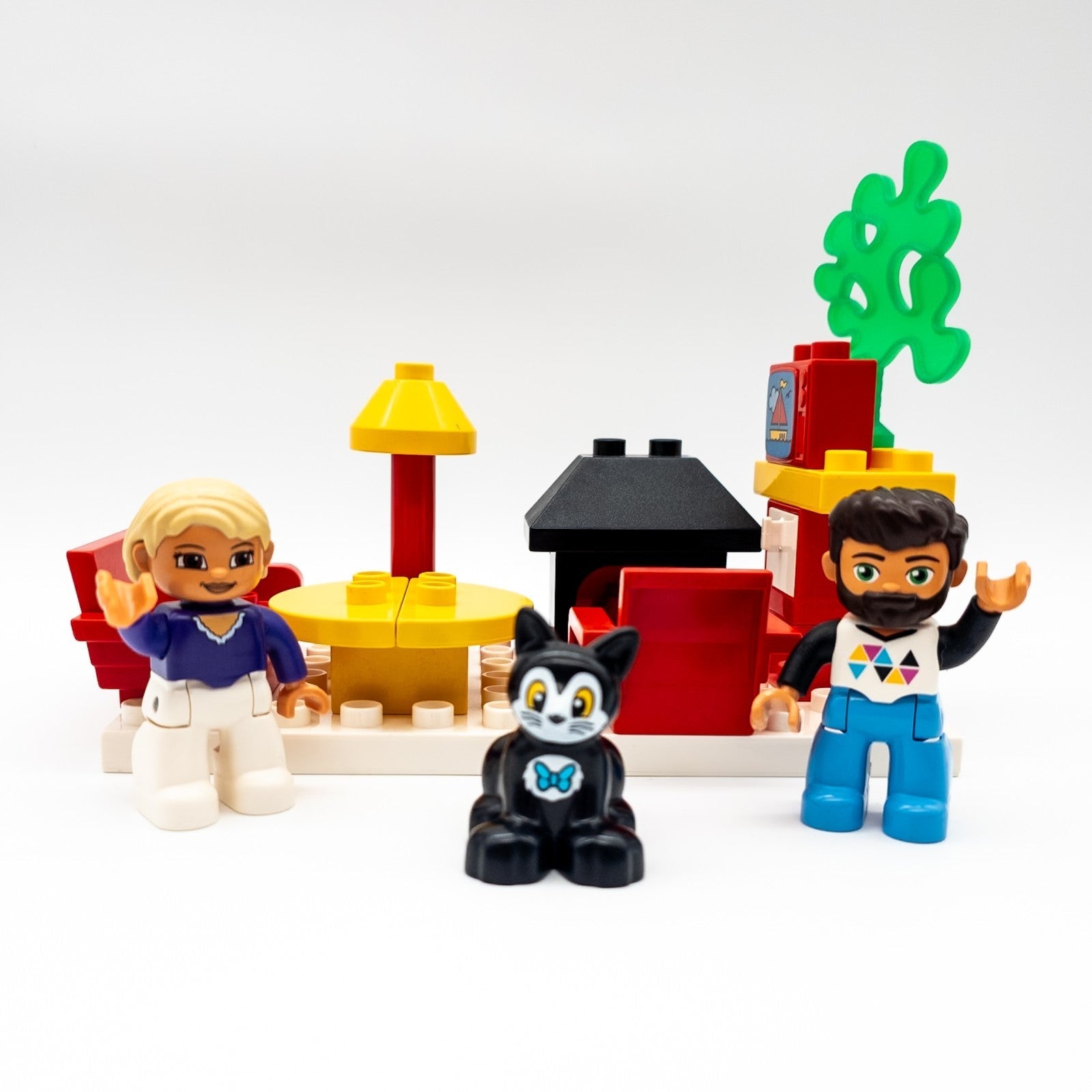 LEGO DUPLO Wohnzimmer Set Sofa Figuren Katze Möbel nerdycustom MOC Edition - nerdyvana.com Hauptbild