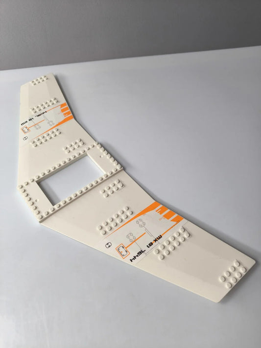 LEGO Flügelplatte 3x18 mit Fenster weiß bedruckt 6979 Space mk.81 16144 Wing - nerdyvana.com