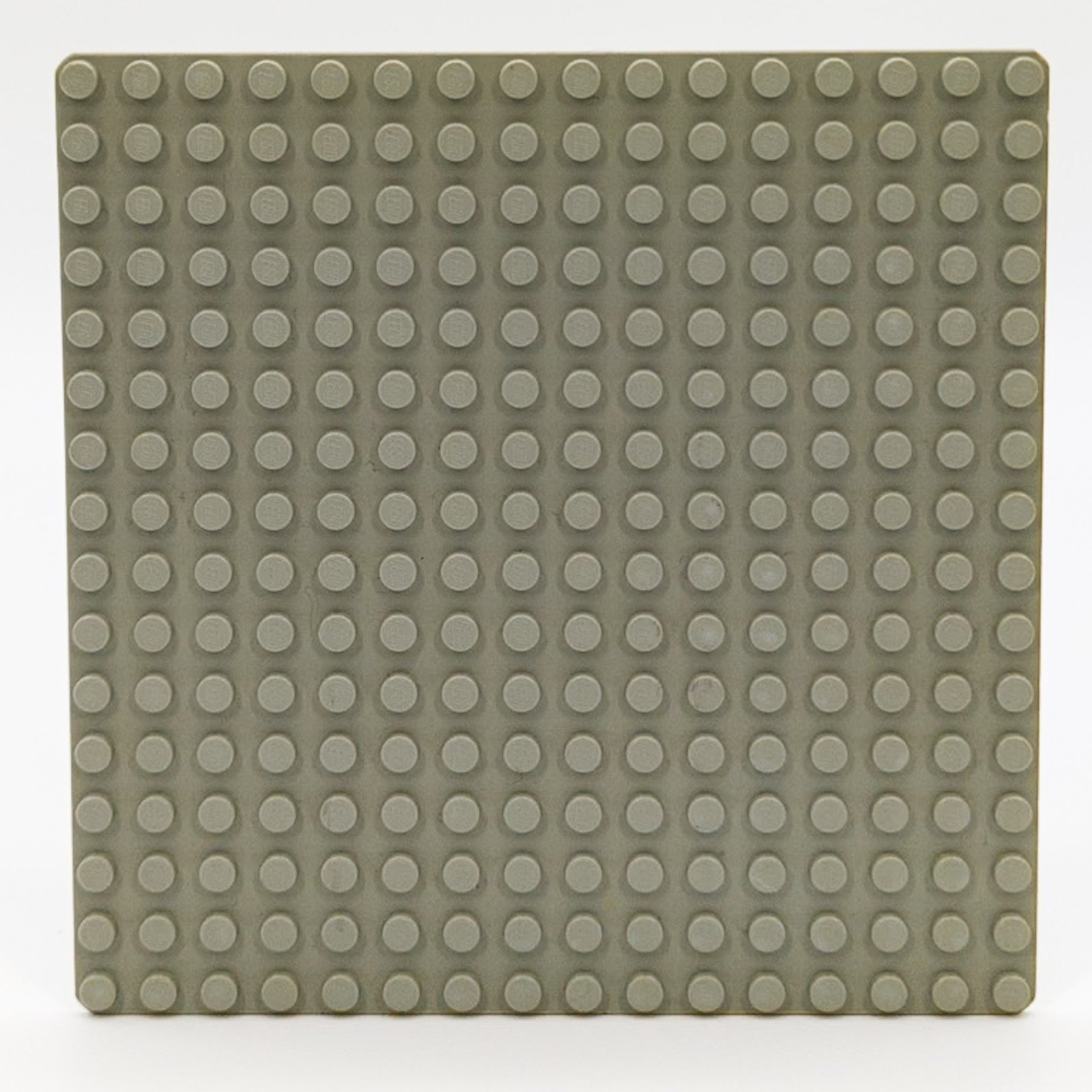 LEGO Grundplatte Bauplatte 16x16 alt hellgrau 3867 Platte light grey Baseplate - nerdyvana.com Hauptbild