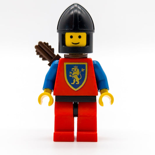 LEGO Minifigur cas222 Crusader Lion rote Beine schwarze Hüfte 1984 - nerdyvana.com
