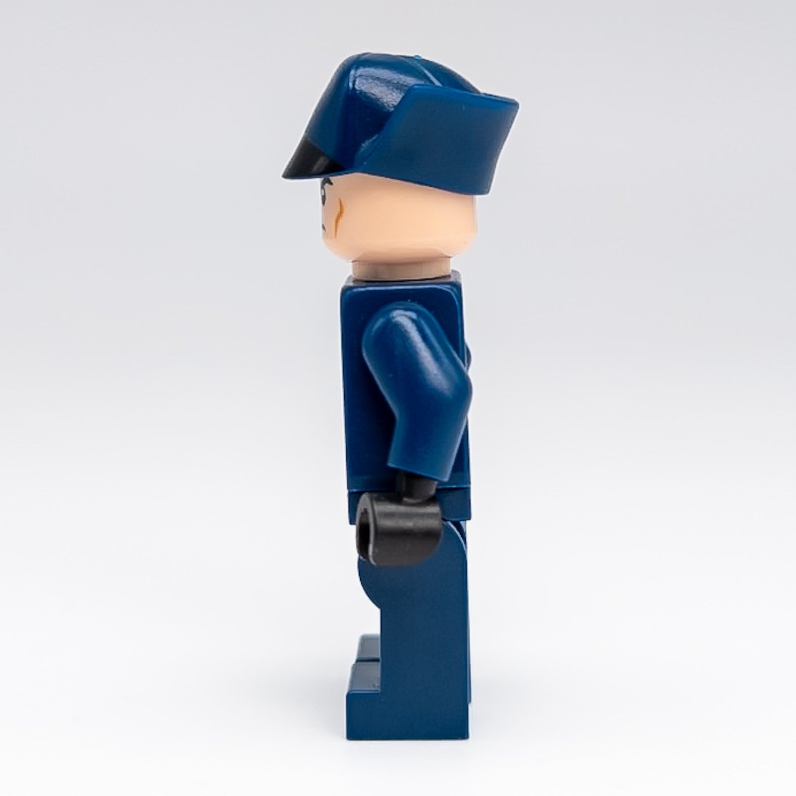 LEGO Star Wars First Order Officer Minifigur 2017 Dark Blue Uniform SW0832 - nerdyvana.com