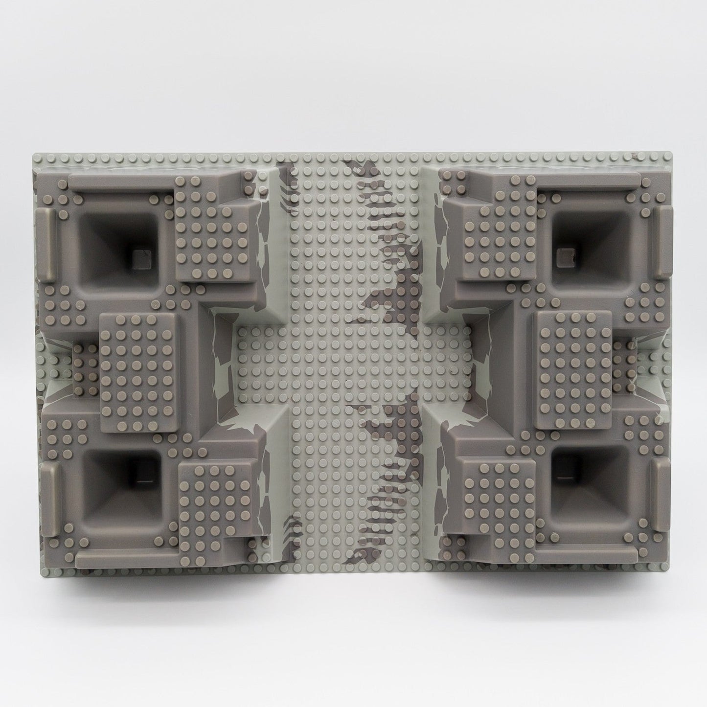 LEGO System 3D Grundplatte aus Set 4990 Rock Raiders HQ 32x48x6 1999 30271px3 - nerdyvana.com