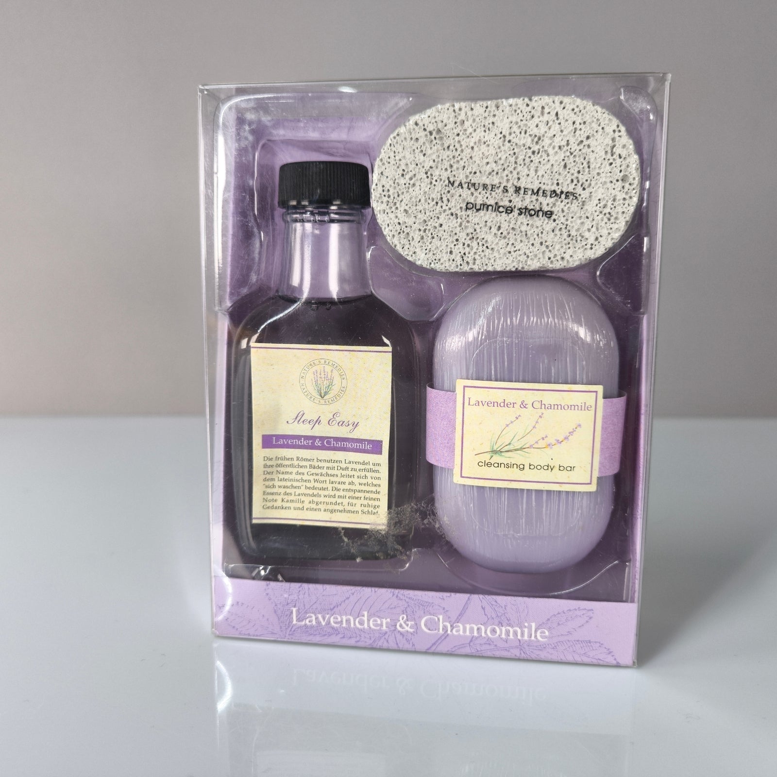 Naturals Remedies Lavendel & Kamille Wellness-Set – Duschlotion Seife Bimsstein - nerdyvana.com
