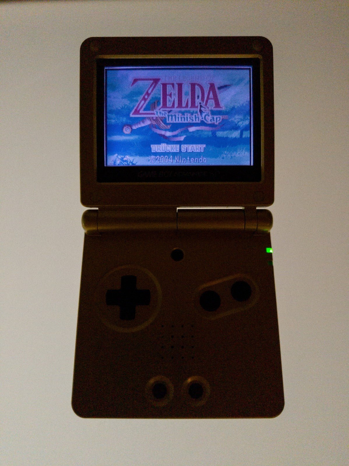 Nintendo Game Boy Advance SP Zelda Gold Edition + Minish Cap Original Konsole - nerdyvana.com