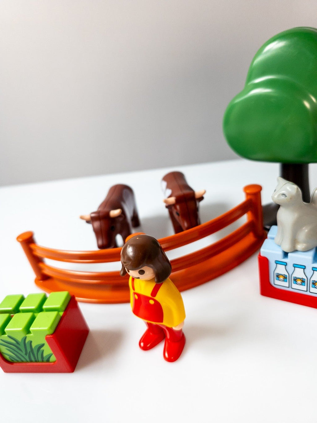 PLAYMOBIL 1.2.3 Junior Bauernhof Figuren - Set mit Kühen Pferd & Katze nerdycustom - nerdyvana.com