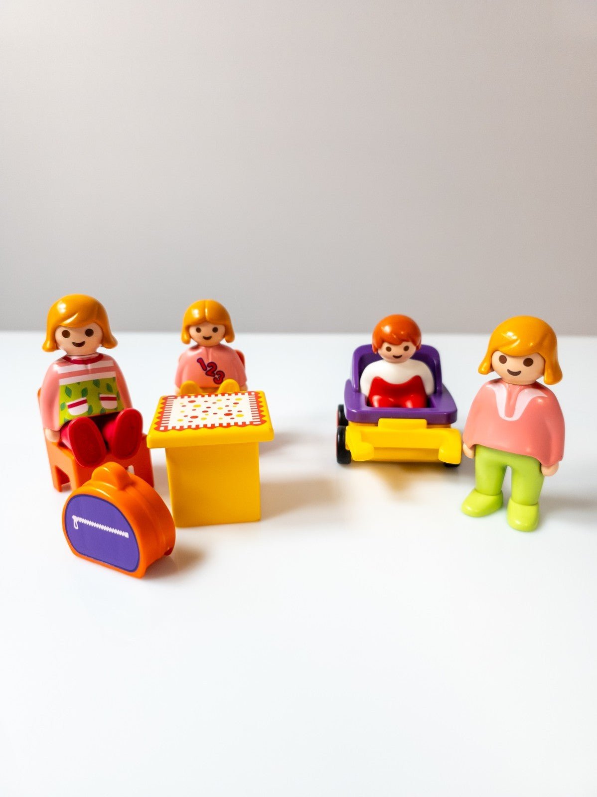 PLAYMOBIL 1.2.3 Junior Figuren-Set Familie mit Kindern Ausflug nerdycustom - nerdyvana.com