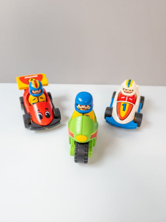 PLAYMOBIL 1.2.3 Junior Rennfahrer Figuren Team Rennautos & Motorrad nerdycustom - nerdyvana.com