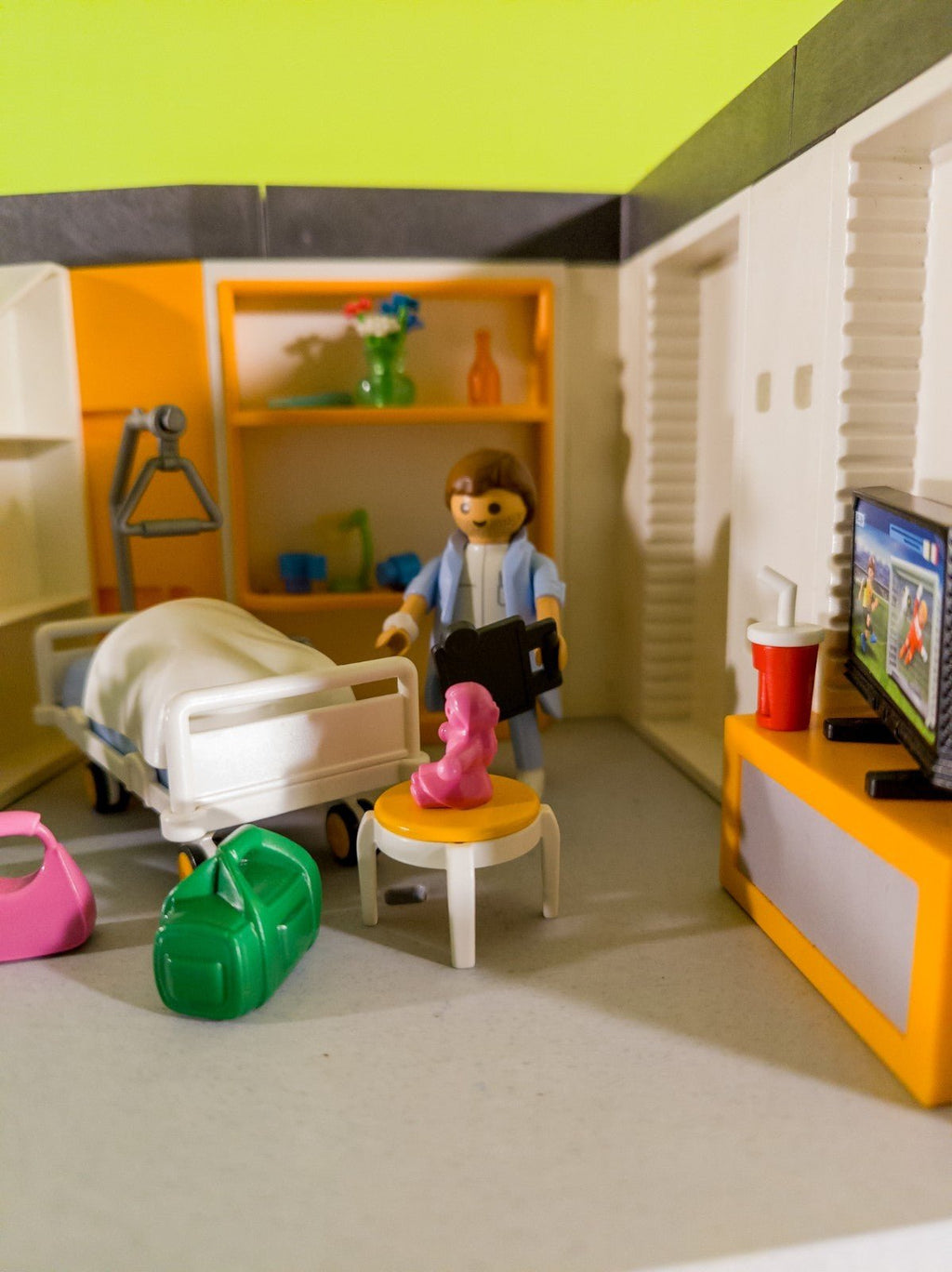 PLAYMOBIL 70190 Krankenhaus Klinik Hospital Gebäude Figuren Zubehör Custom MOC - nerdyvana.com