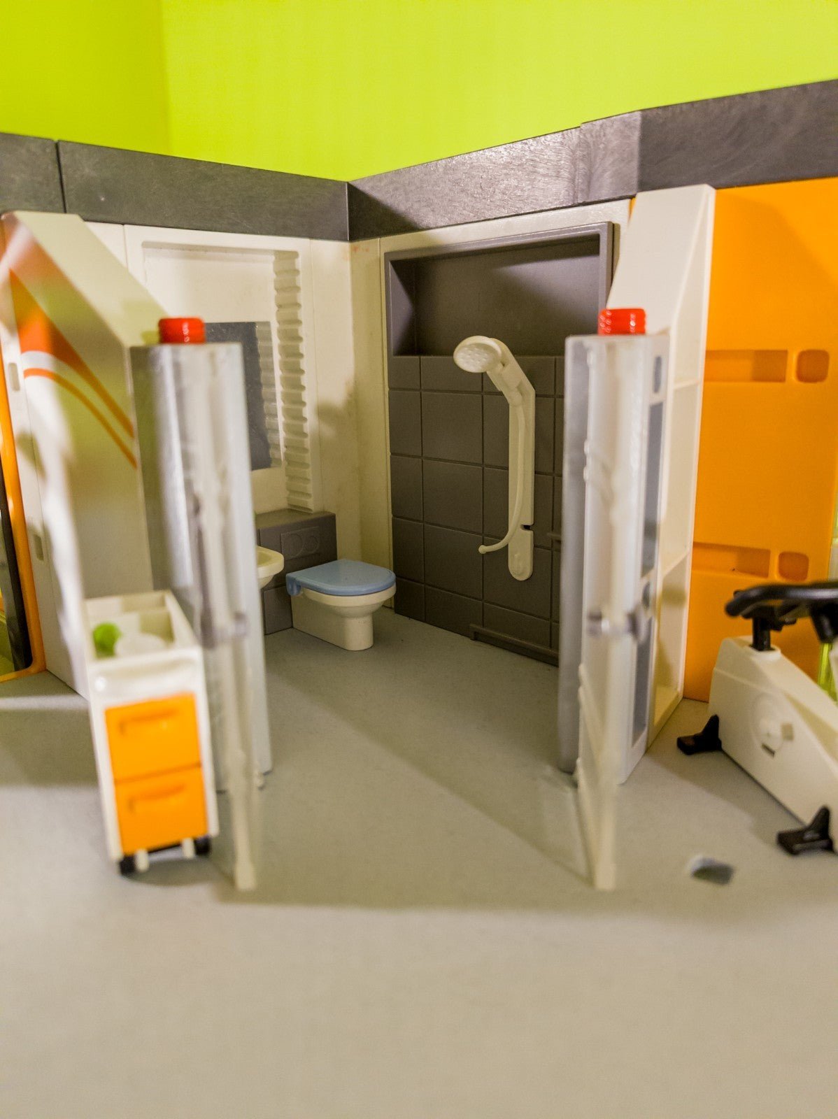 PLAYMOBIL 70190 Krankenhaus Klinik Hospital Gebäude Figuren Zubehör Custom MOC - nerdyvana.com