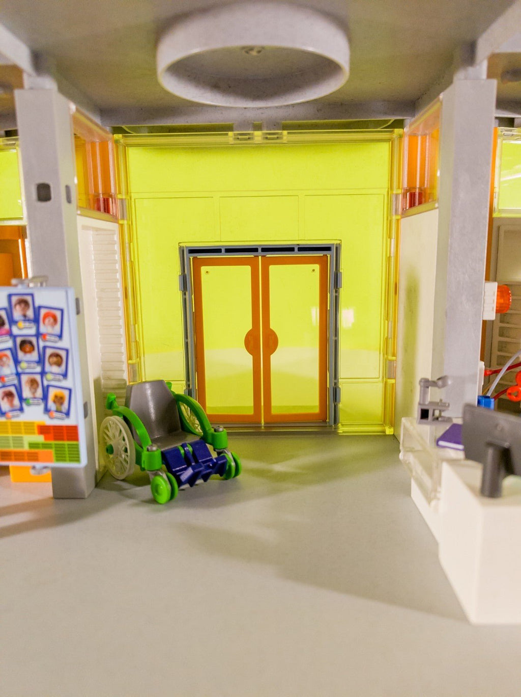 PLAYMOBIL 70190 Krankenhaus Klinik Hospital Gebäude Figuren Zubehör Custom MOC - nerdyvana.com
