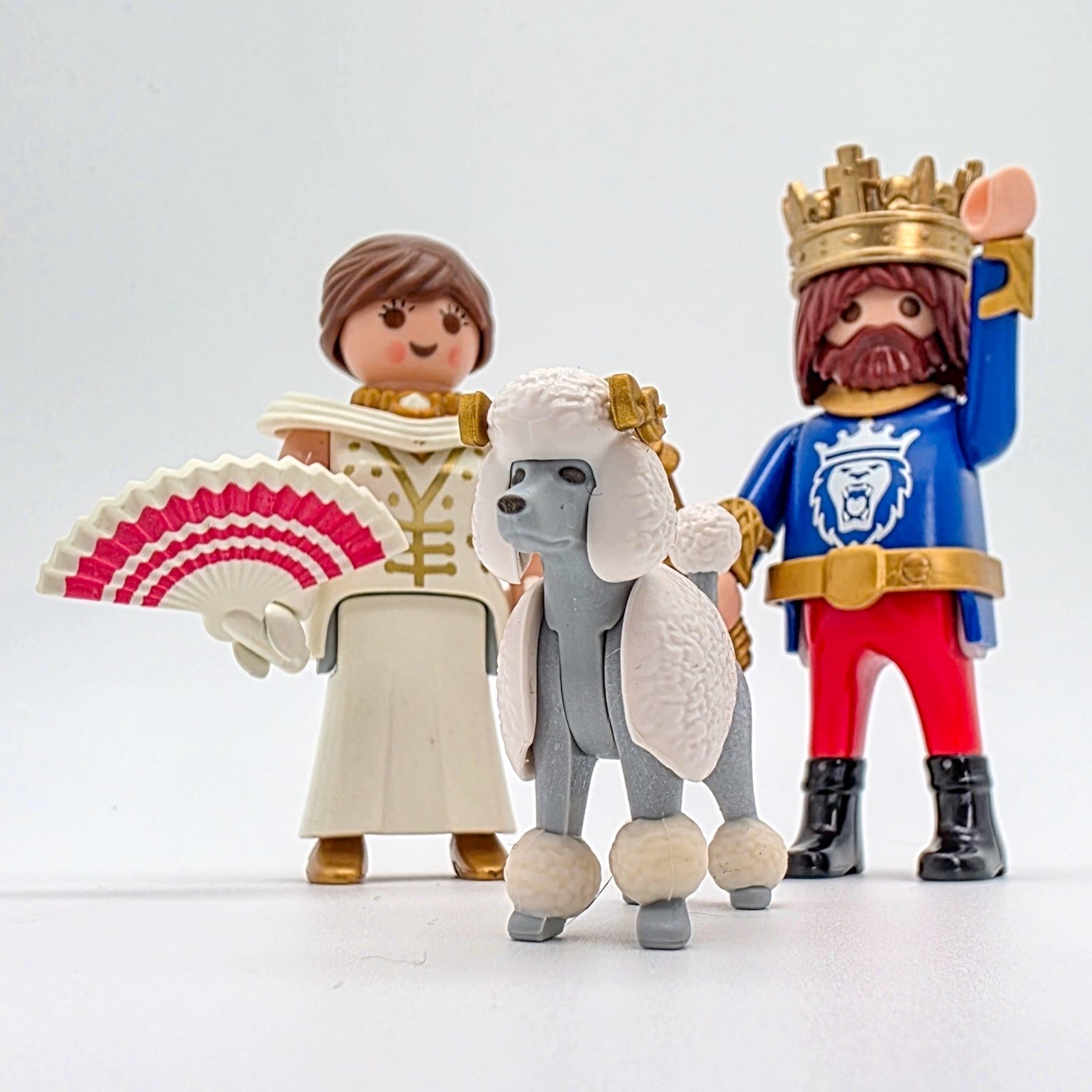 PLAYMOBIL Figuren - Set König & Königin mit Pudel Familie nerdycustom MOC Edition - nerdyvana.com