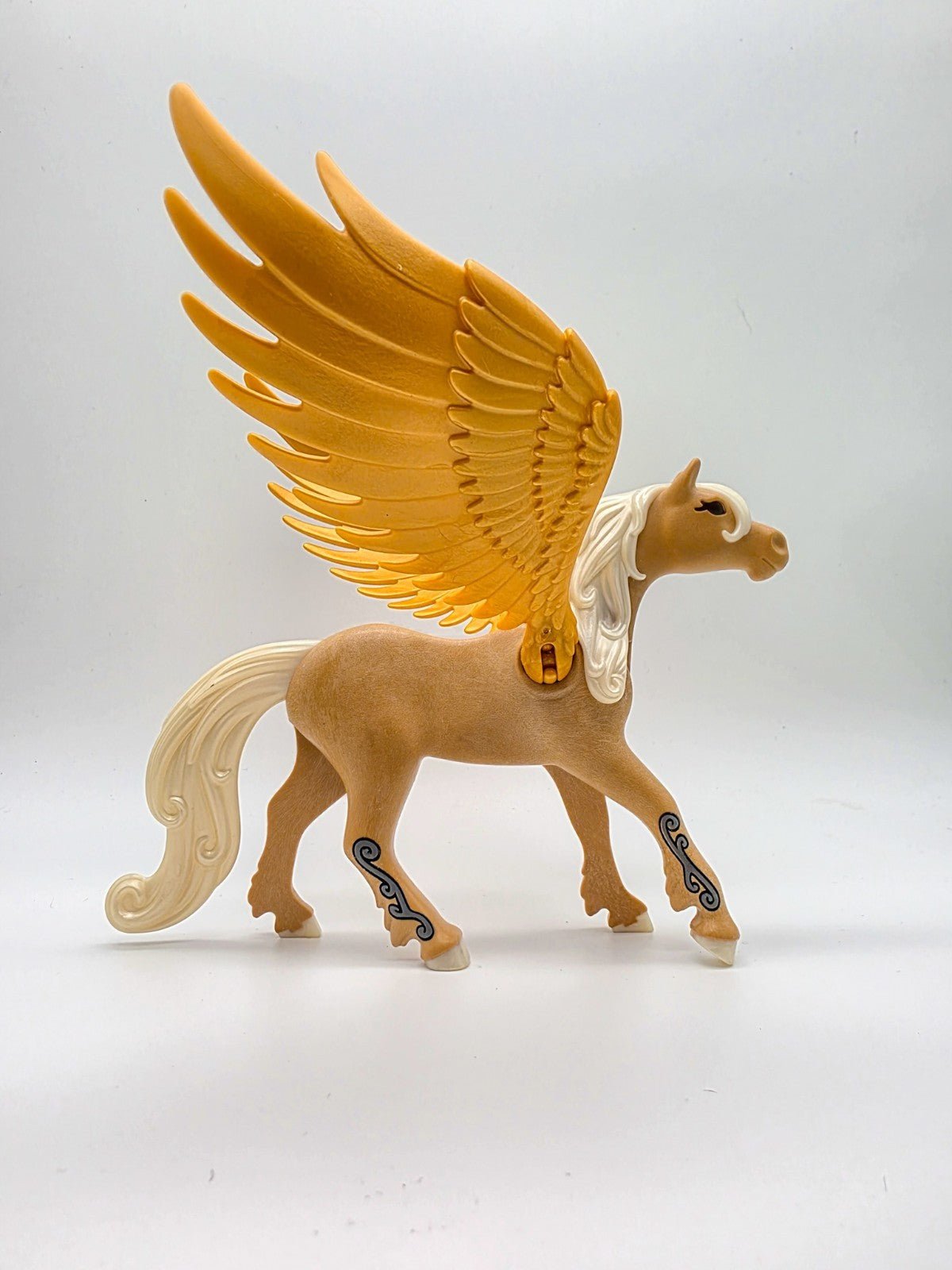 PLAYMOBIL Figuren - & Tier - Set Pegasus Pferd, Prinzessin nerdycustom MOC Edition - nerdyvana.com