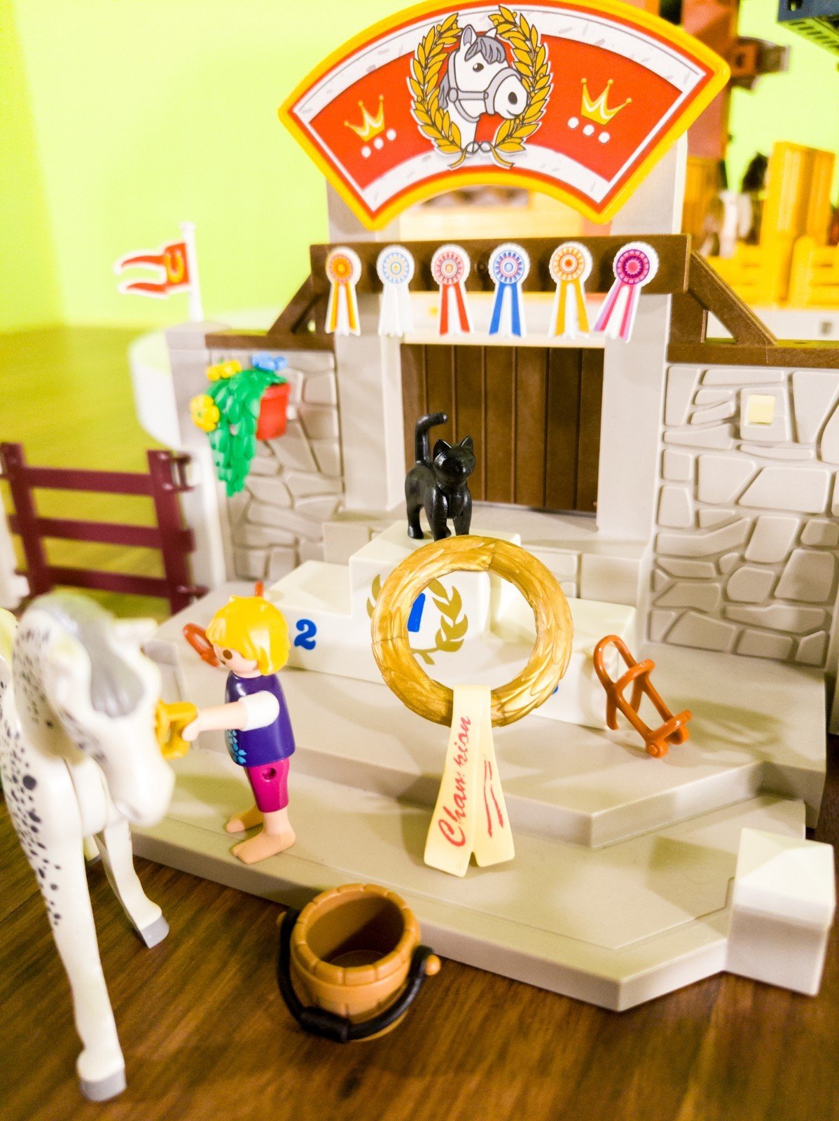 PLAYMOBIL Reiterhof 3120 Pferde Figuren Bauernhof Turnier nerdycustom MOC - nerdyvana.com