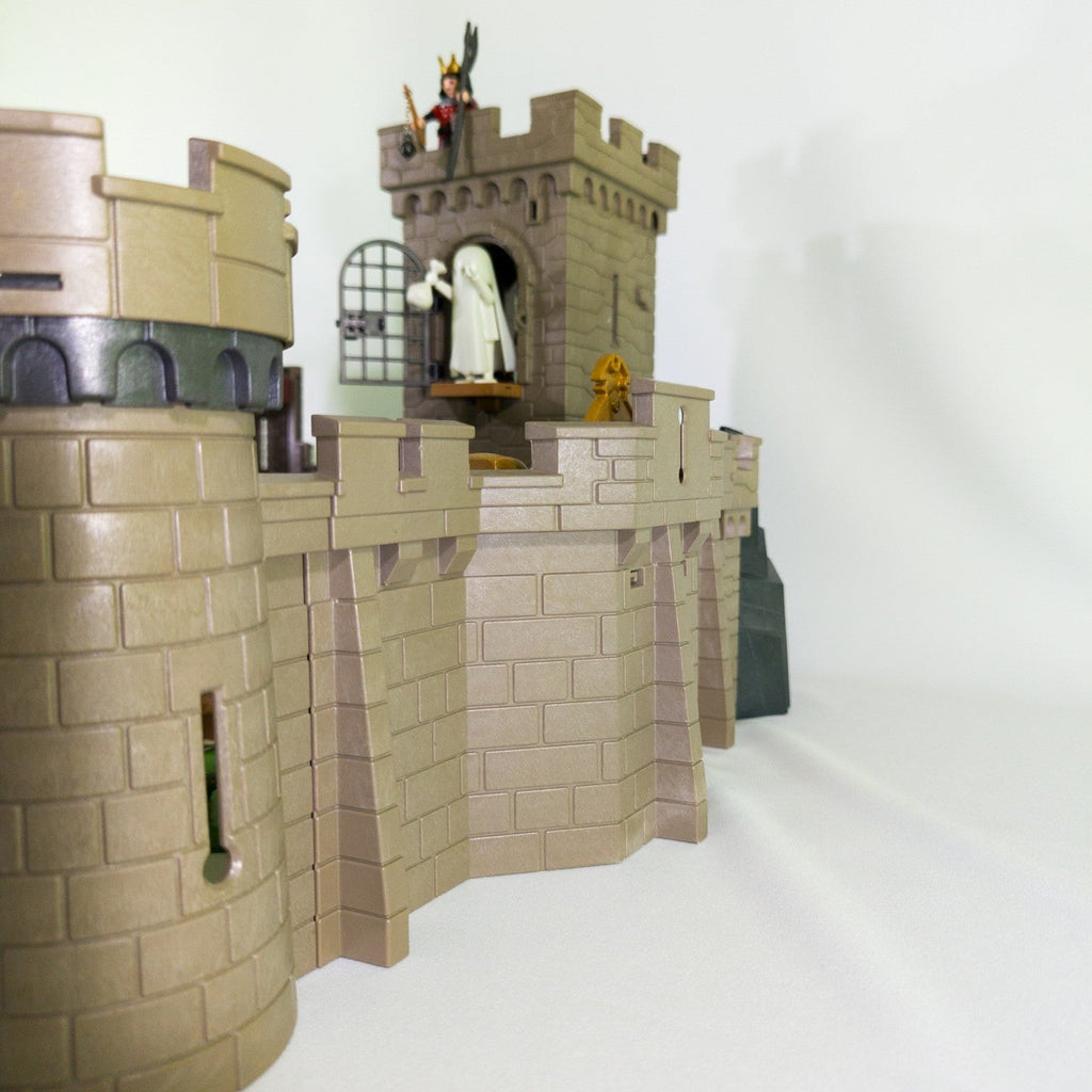 PLAYMOBIL Ritterburg Set Ritter Figuren Tiere Drache 68x60x35cm nerdycustom MOC - nerdyvana.com