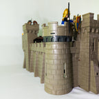 PLAYMOBIL Ritterburg Set Ritter Figuren Tiere Drache 68x60x35cm nerdycustom MOC - nerdyvana.com