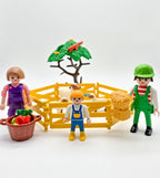 PLAYMOBIL Schäfer-Familie mit Schafen Bauernhofzubehör nerdycustom MOC Edition - nerdyvana.com