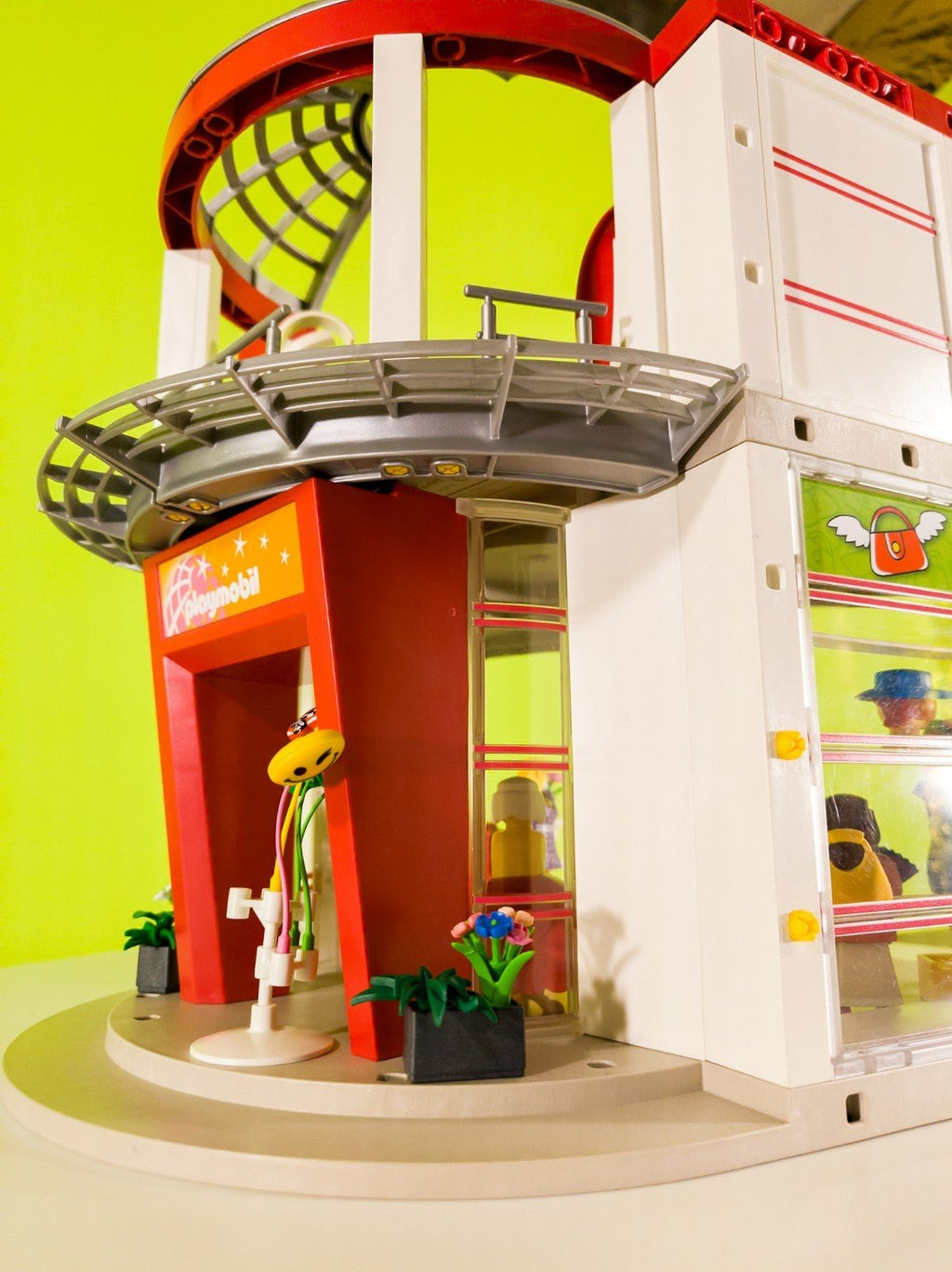 PLAYMOBIL Shopping Center 5485 Friseur Boutique Figuren Eis nerdycustom MOC - nerdyvana.com