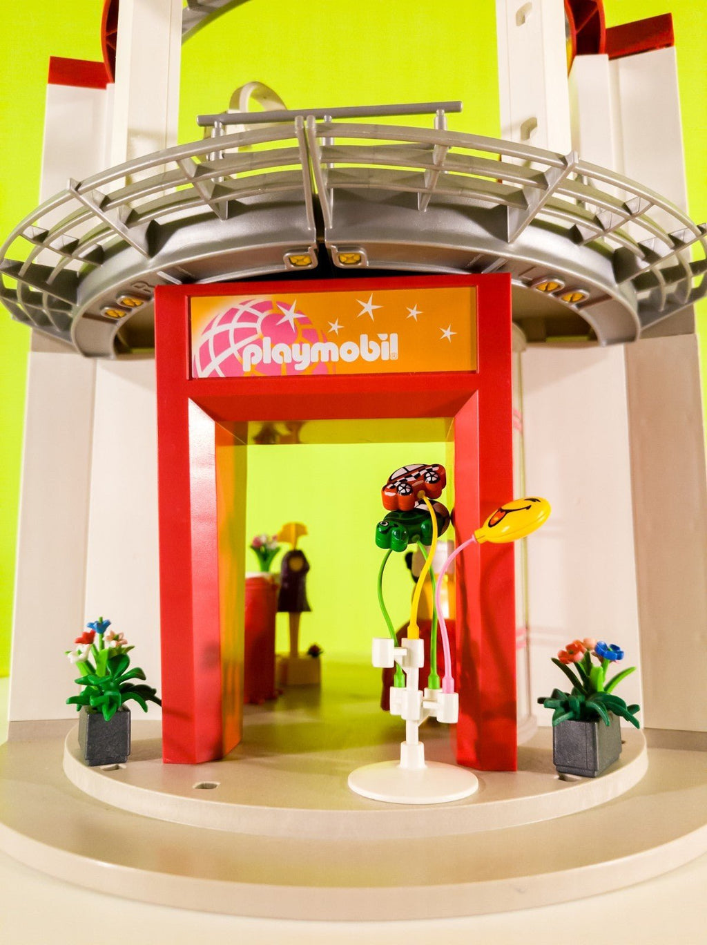 PLAYMOBIL Shopping Center 5485 Friseur Boutique Figuren Eis nerdycustom MOC - nerdyvana.com